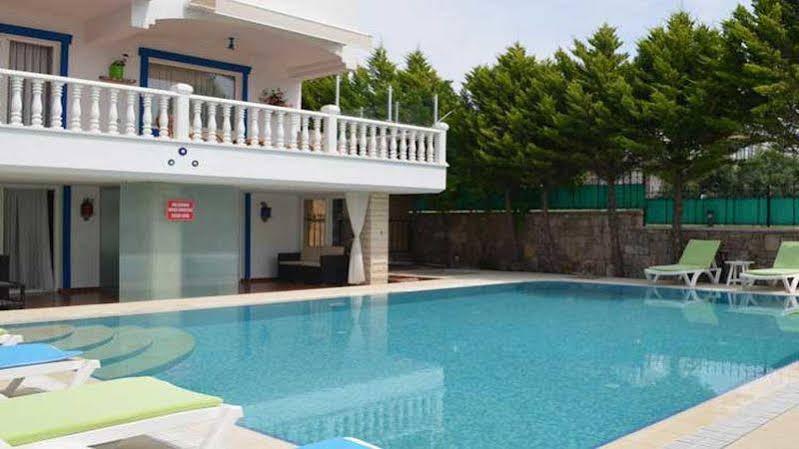 Guzelyali Hotel Ayvalik Ngoại thất bức ảnh