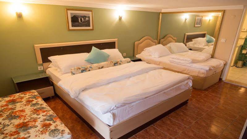 Guzelyali Hotel Ayvalik Ngoại thất bức ảnh